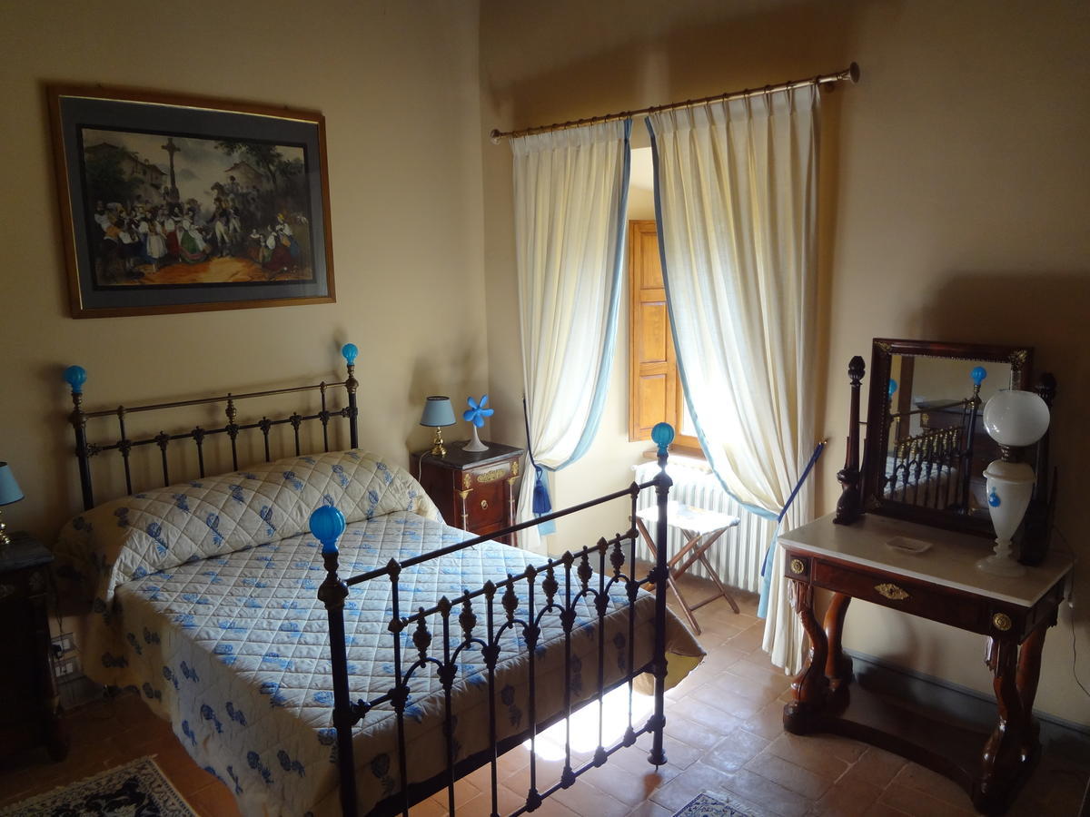 Castello Di Magrano Guest House Carbonesca Exterior photo