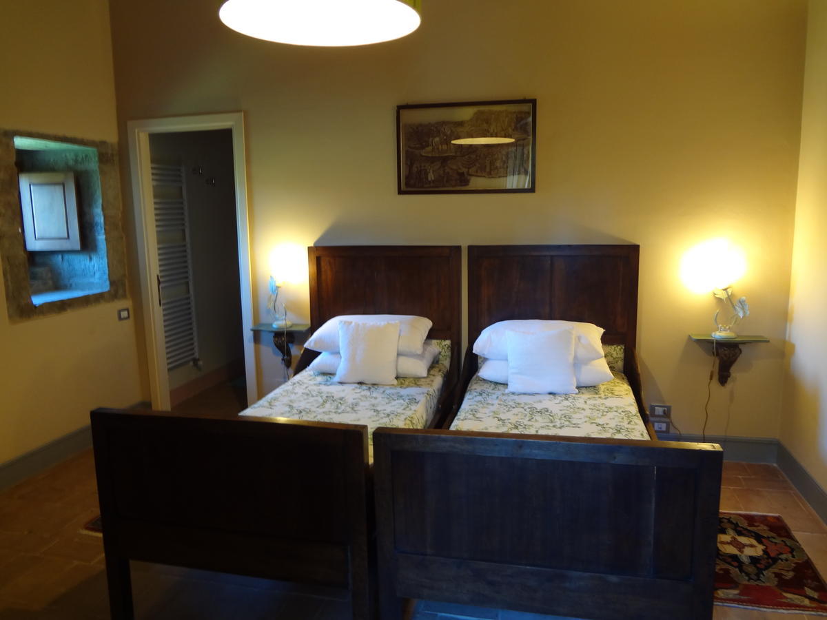 Castello Di Magrano Guest House Carbonesca Room photo