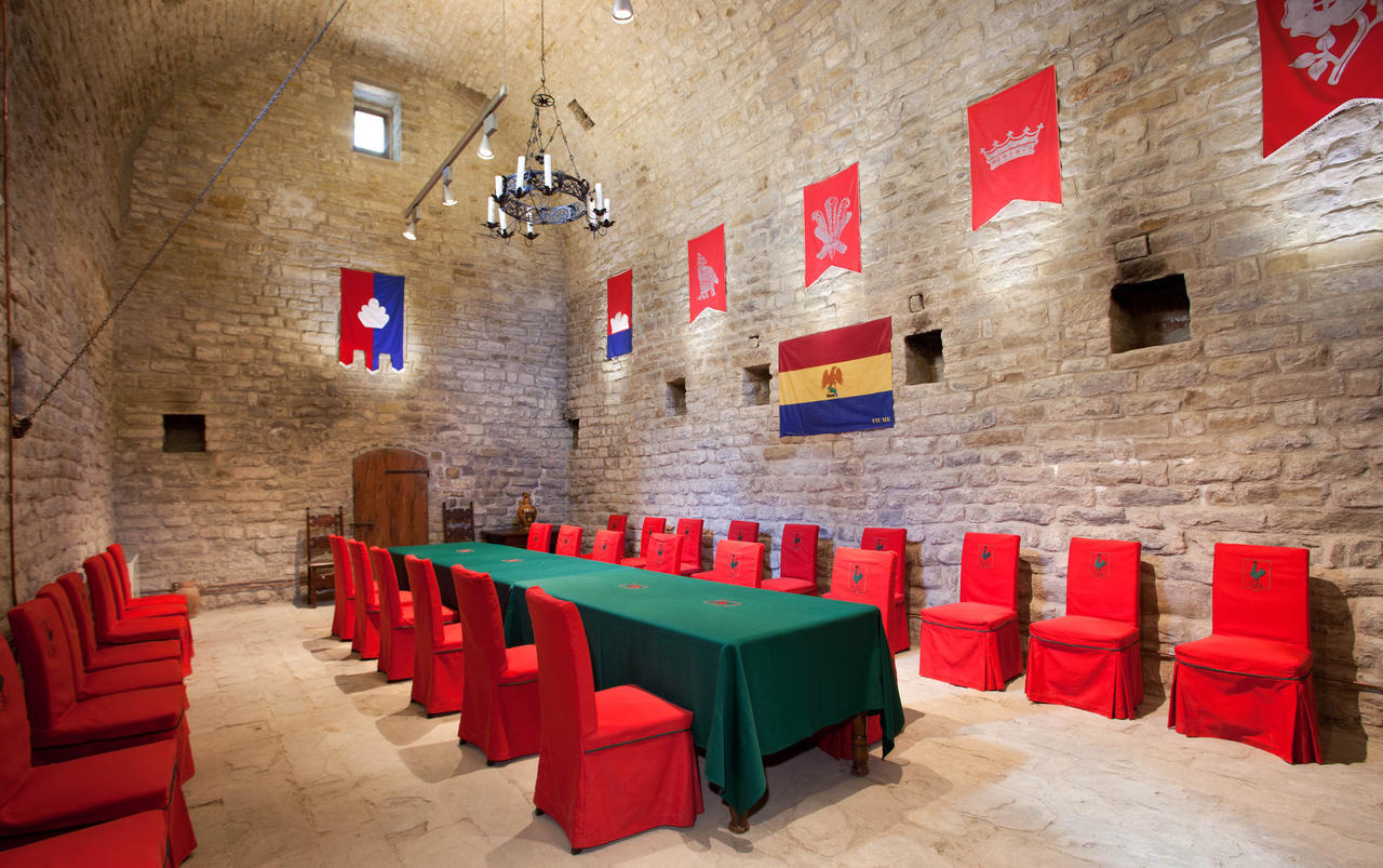 Castello Di Magrano Guest House Carbonesca Exterior photo