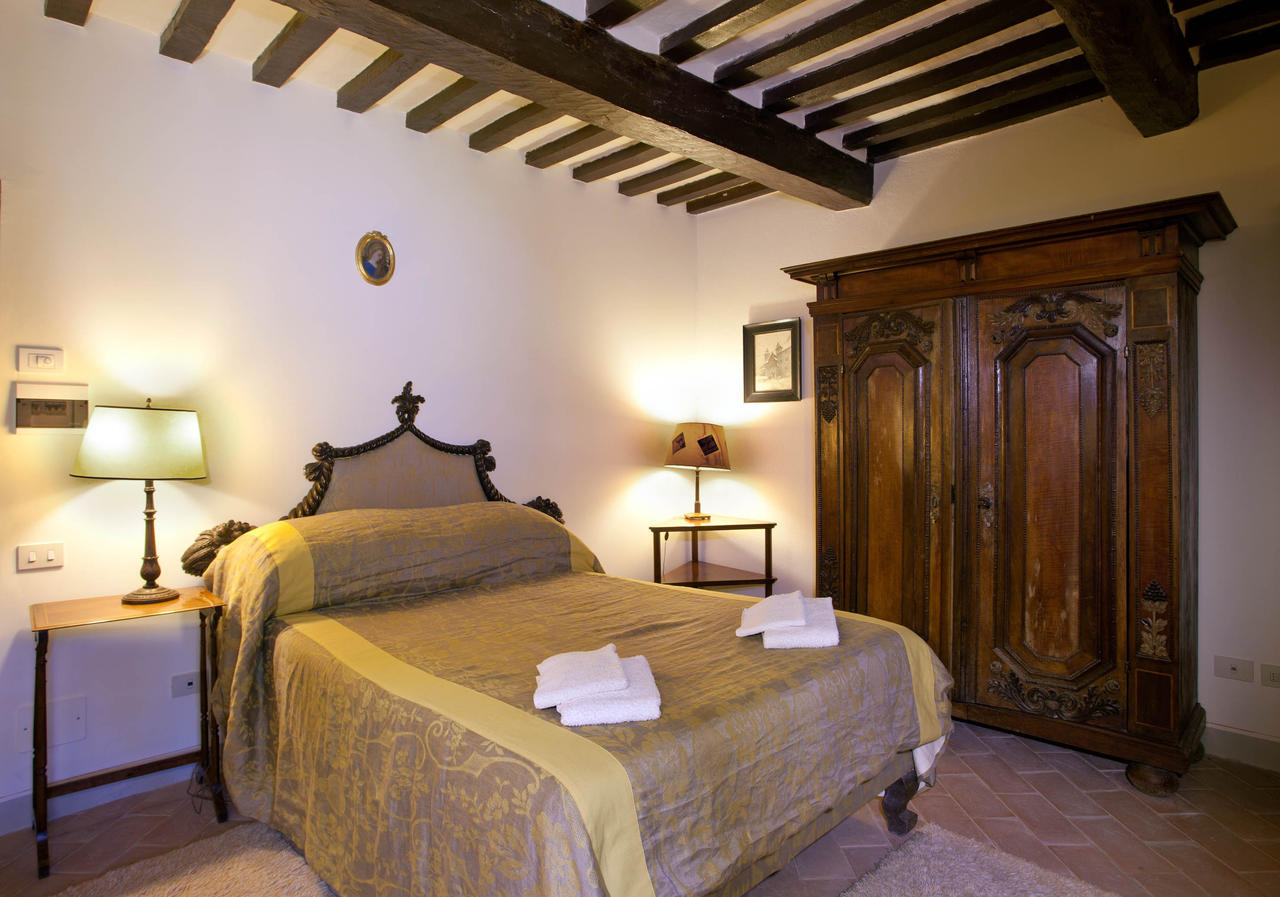 Castello Di Magrano Guest House Carbonesca Exterior photo