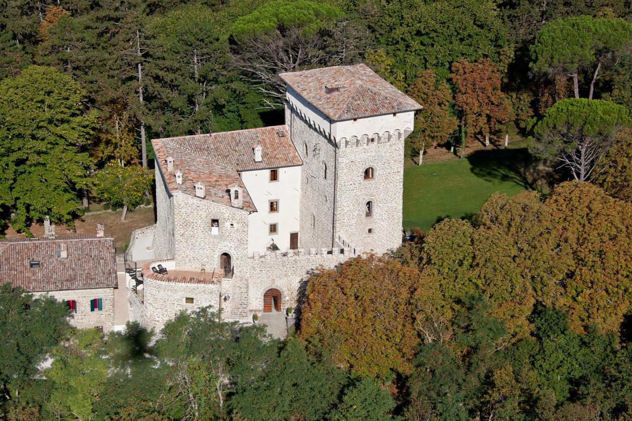 Castello Di Magrano Guest House Carbonesca Exterior photo